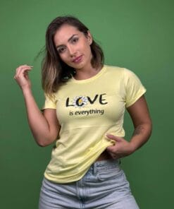 Camiseta love is everything amarillo - 1202259