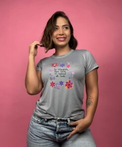 camiseta tu tranquila dios tiene el gris -1202400