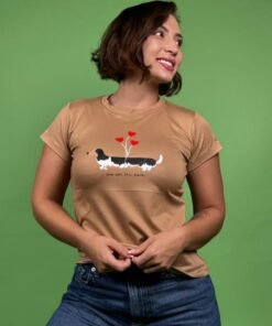 Camiseta perrito salchicorazones cafe -1202431